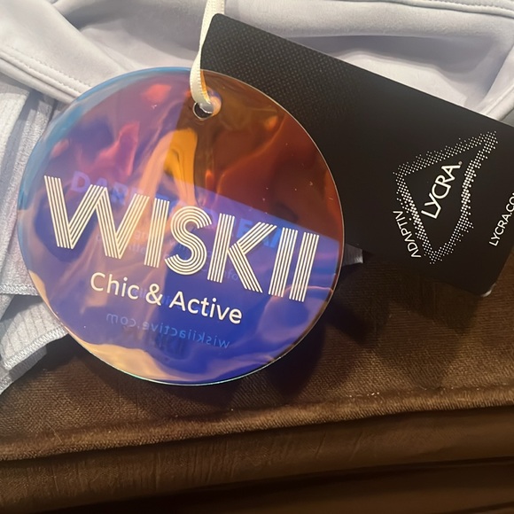 Wiskii Blue Silver Surf Gray Asymetrical tennis skirt size small New - Picture 4 of 4